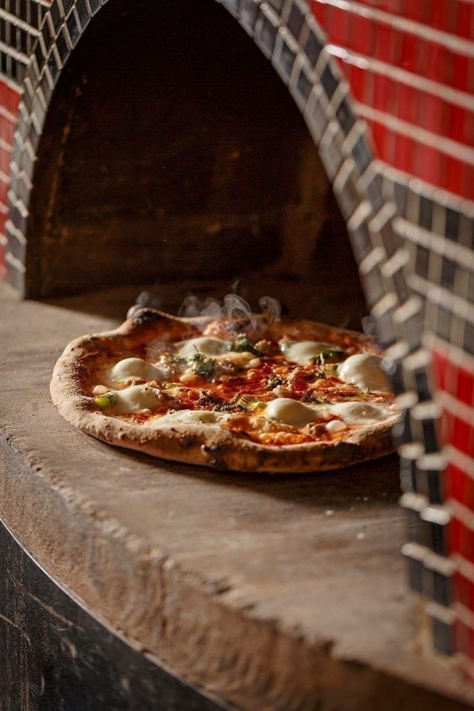 Pizzas personalizadas con ingredientes de calidad